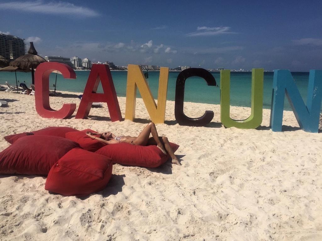 Cancun Beach Aparthotel Brisas Eksteriør billede