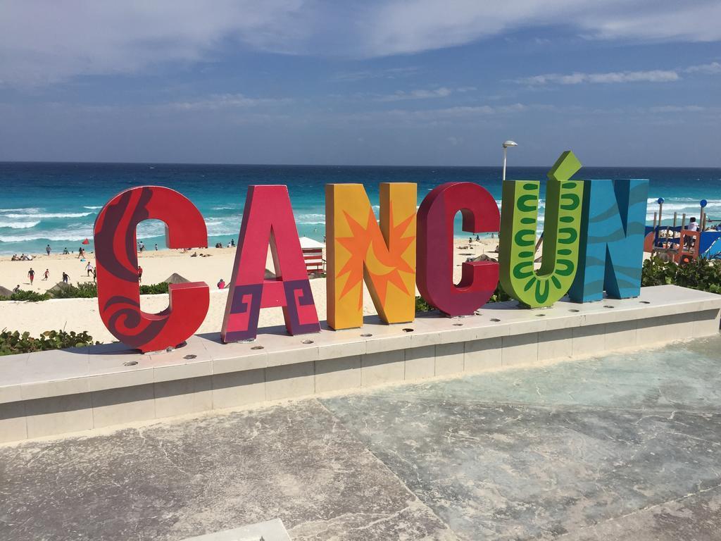 Cancun Beach Aparthotel Brisas Eksteriør billede