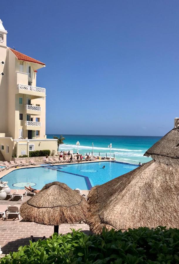Cancun Beach Aparthotel Brisas Eksteriør billede