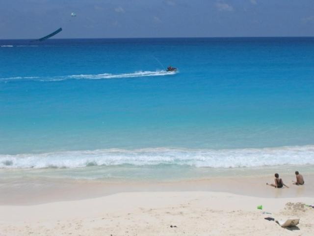 Cancun Beach Aparthotel Brisas Eksteriør billede